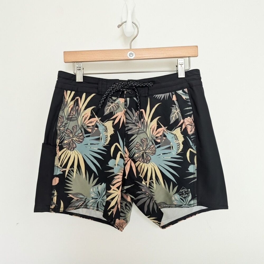 Salty Crew Women's Lookout Utility Surf Board Shorts Size 27 Floral Pocket 5"